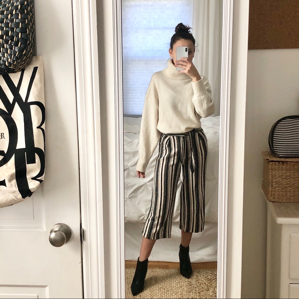 Zara Kids Wide Leg Capri Striped Pants